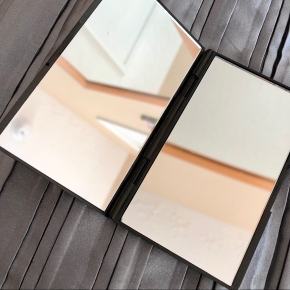 Sephora double pocket mirror - Picture 2 of 4